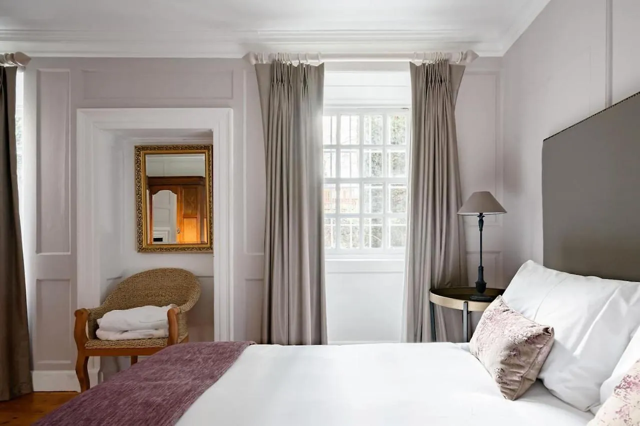Drylaw House, Grade A Listed Mansion Near City Centre Edimburgo 0*,  Reino Unido